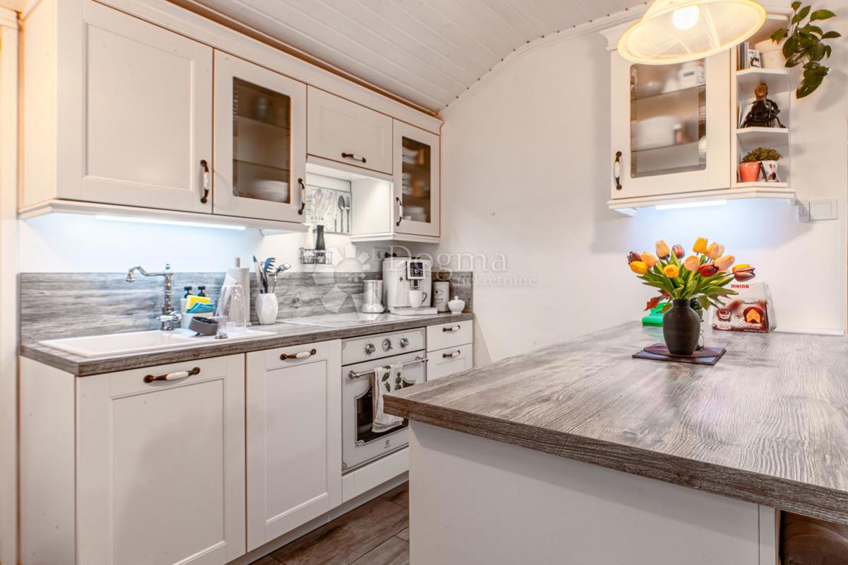 Stanovanje Belveder, Rijeka, 83m2