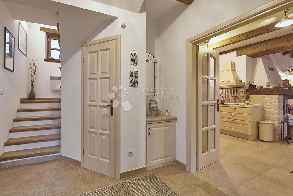 Hiša Motovun, 202m2