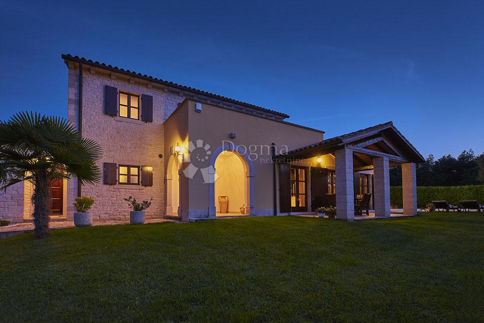 Hiša Motovun, 202m2