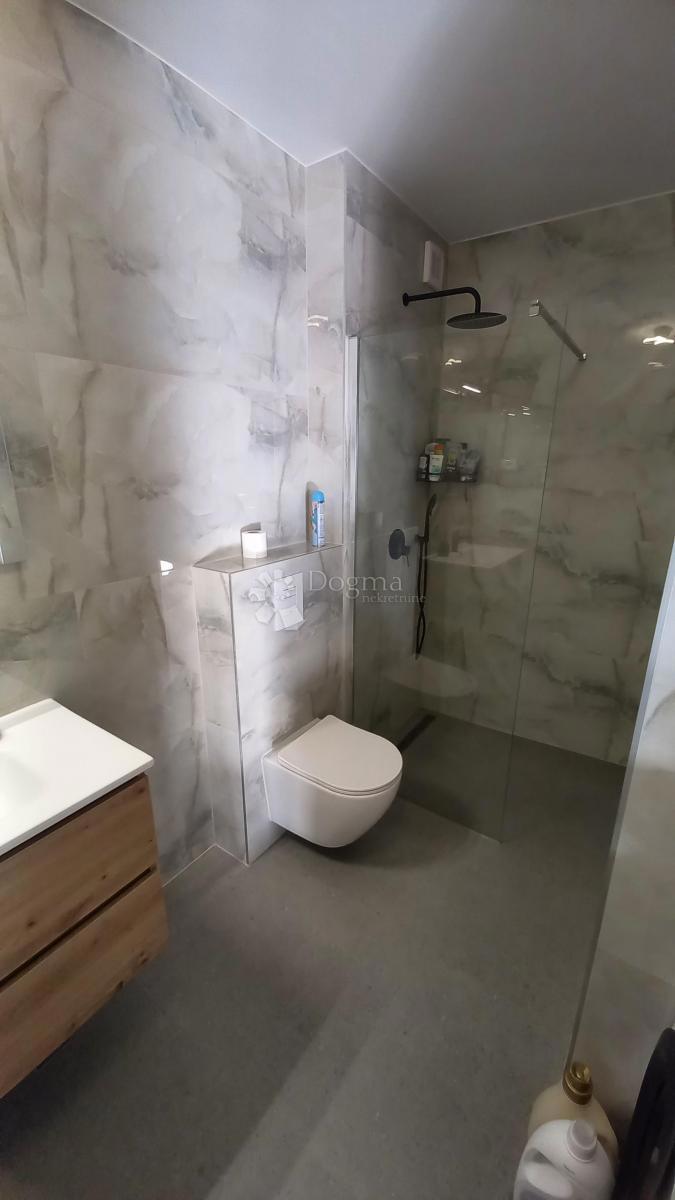 Stanovanje Makarska, 66,57m2