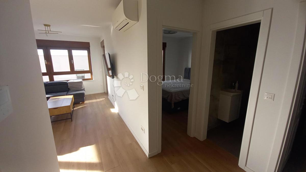 Stanovanje Makarska, 66,57m2