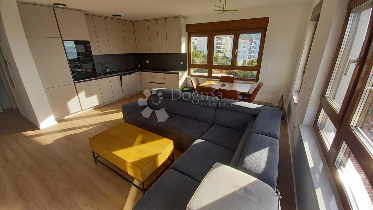 Stanovanje Makarska, 66,57m2