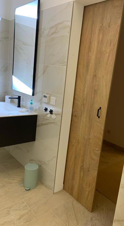 Hiša Biograd na Moru, 216m2