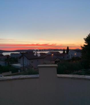 Hiša Biograd na Moru, 216m2