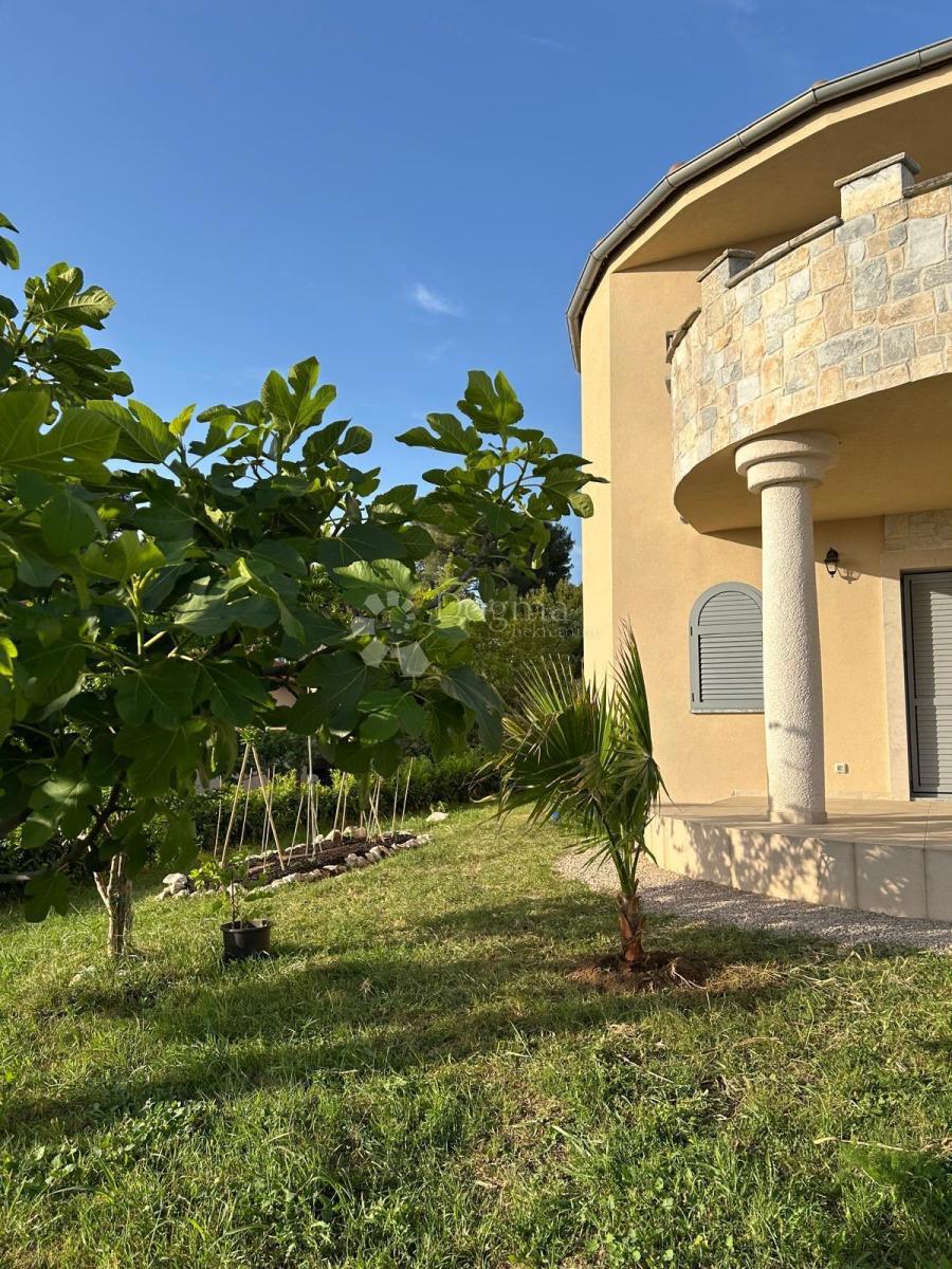 Hiša Biograd na Moru, 216m2