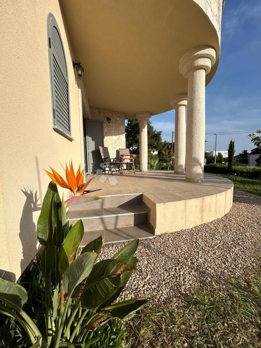 Hiša Biograd na Moru, 216m2