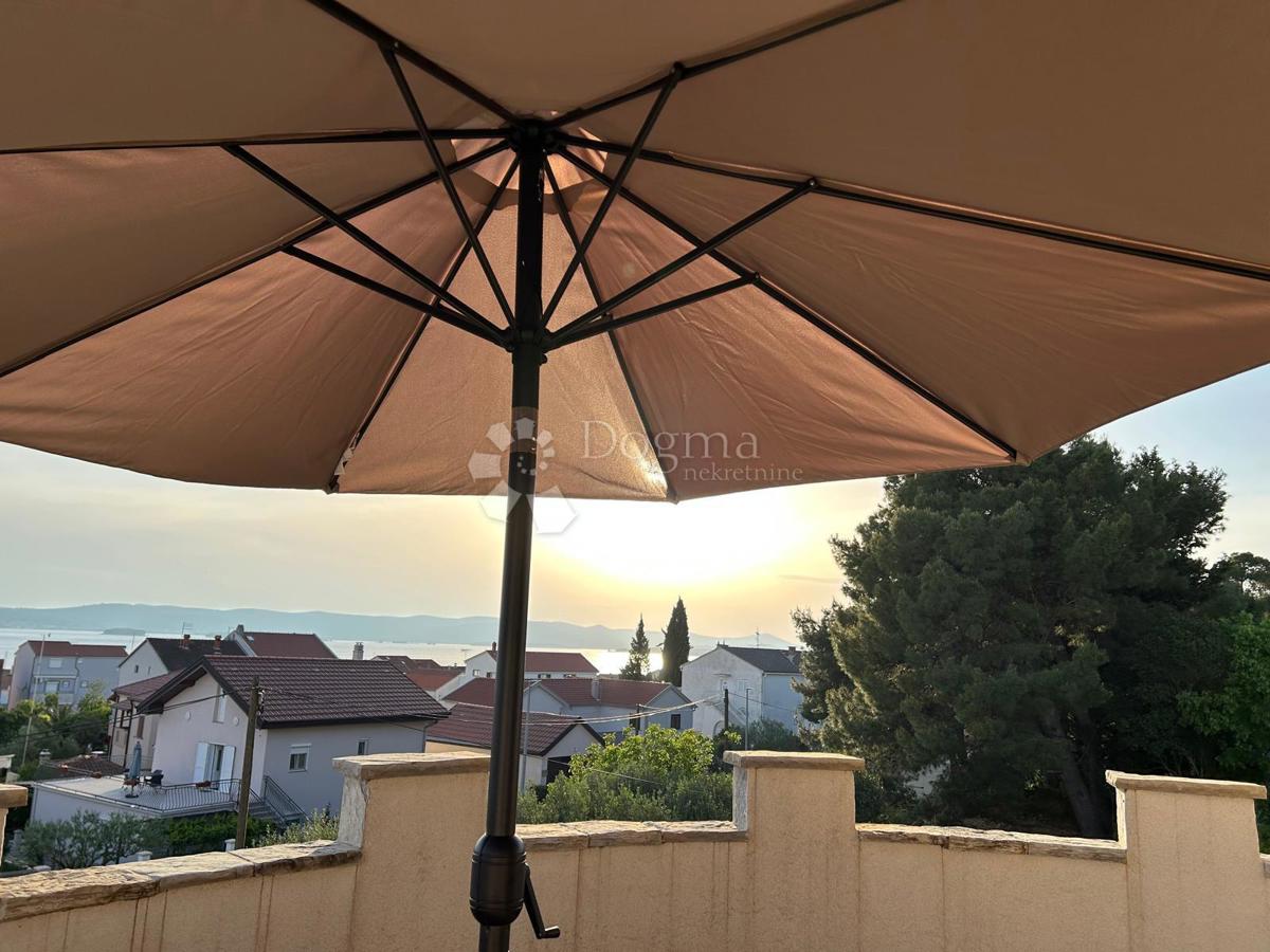 Hiša Biograd na Moru, 216m2