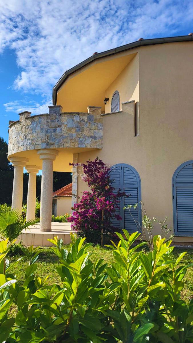 Hiša Biograd na Moru, 216m2