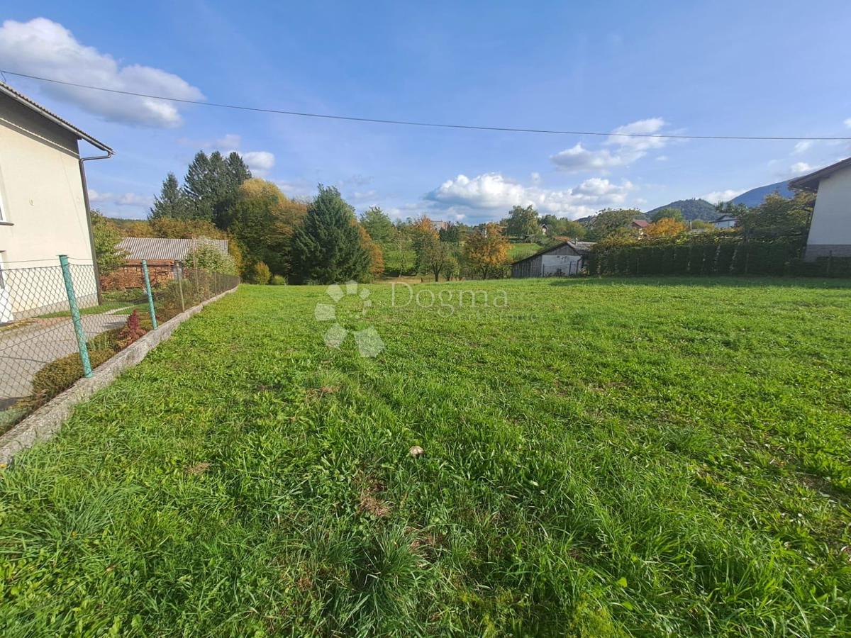 Zazidljivo zemljišče Ivanec, 1.656m2