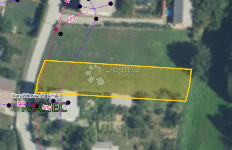 Zazidljivo zemljišče Ivanec, 1.656m2