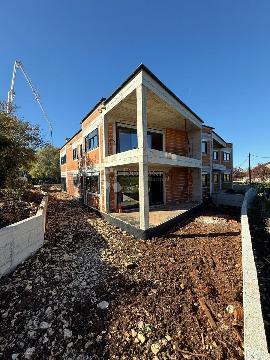 Stanovanje Kanfanar, 62,95m2