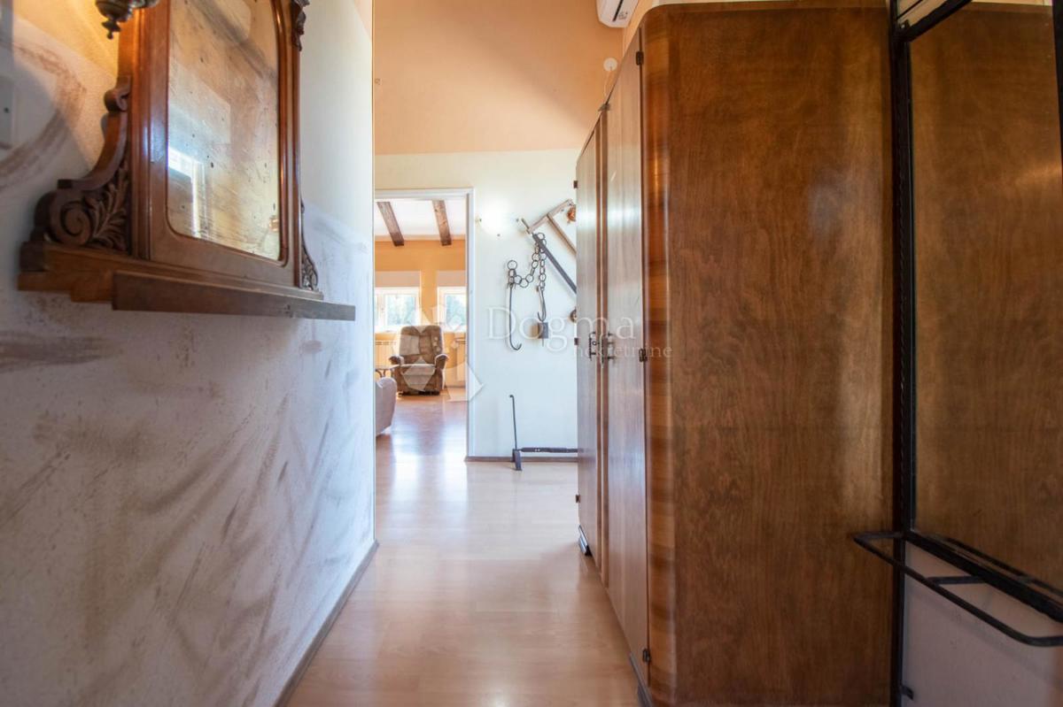 Stanovanje Valkane, Pula, 85m2