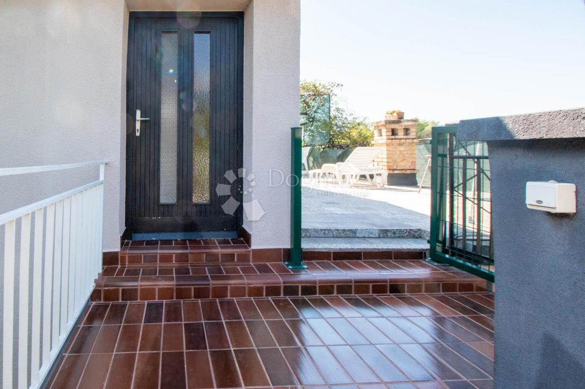 Stanovanje Valkane, Pula, 85m2