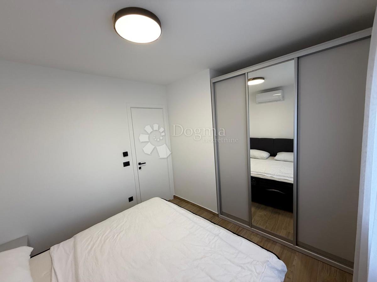 Apartma Petrčane, Zadar - Okolica, 180m2