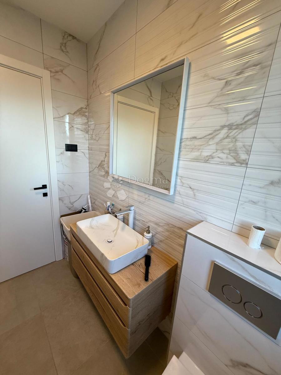 Apartma Petrčane, Zadar - Okolica, 180m2