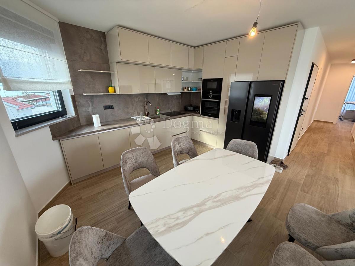 Apartma Petrčane, Zadar - Okolica, 180m2