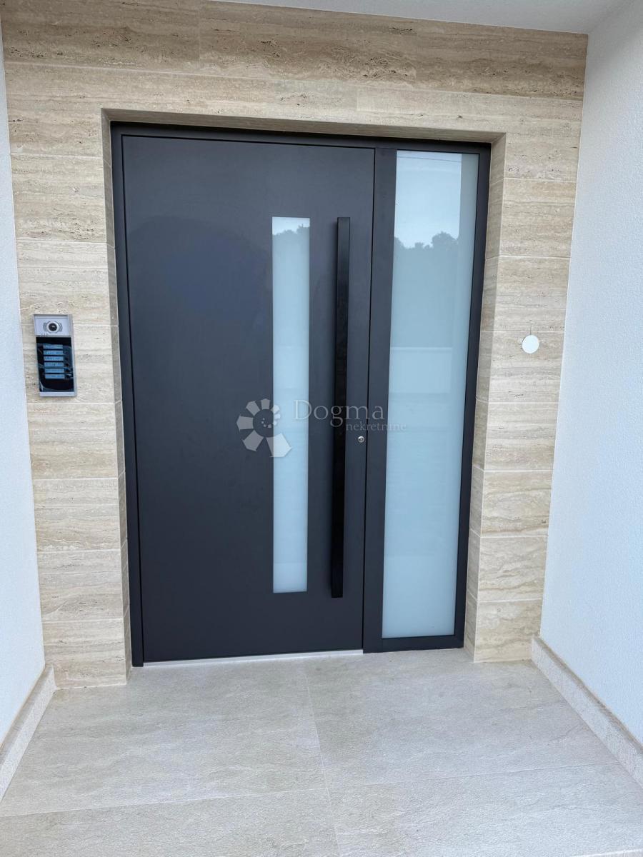 Apartma Petrčane, Zadar - Okolica, 180m2