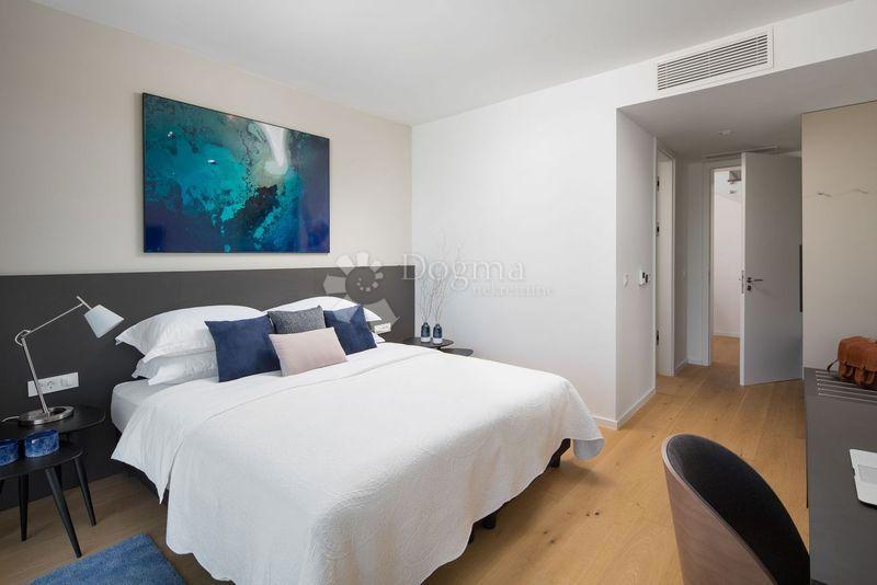 Hiša Novigrad, 255m2