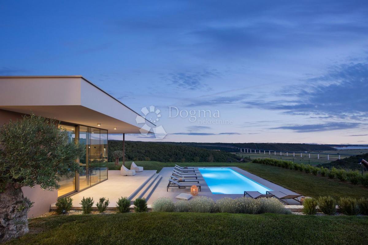 Hiša Novigrad, 255m2