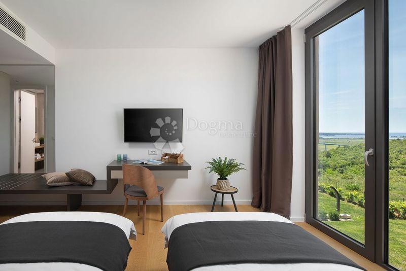 Hiša Novigrad, 255m2