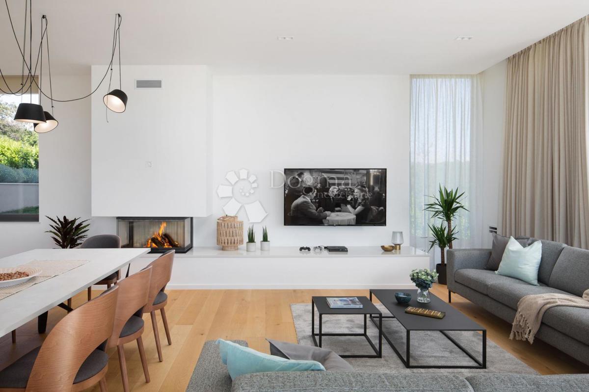 Hiša Novigrad, 255m2