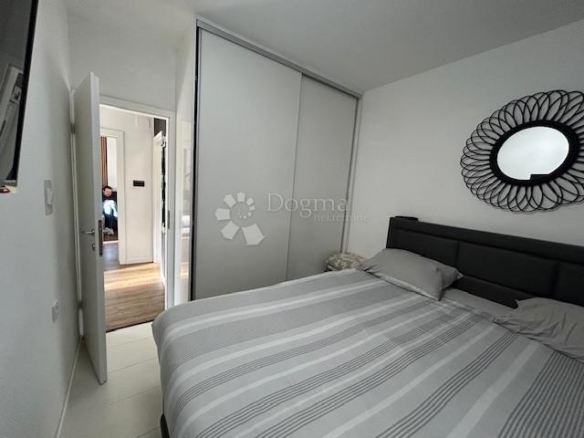 Stanovanje Kostrena, 75m2