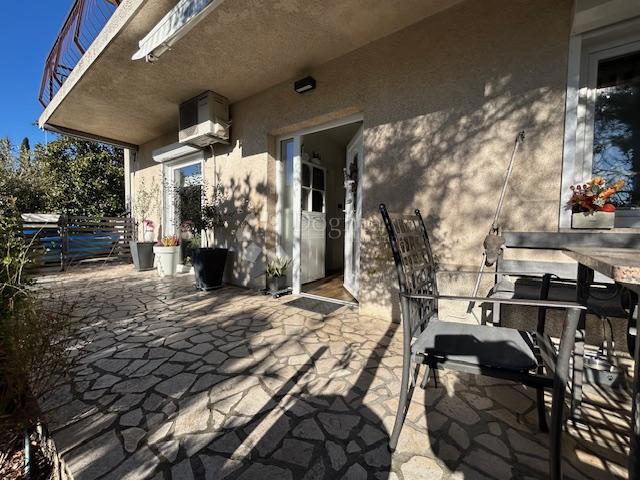 Stanovanje Kostrena, 75m2