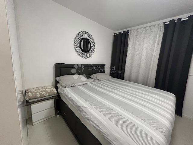 Stanovanje Kostrena, 75m2