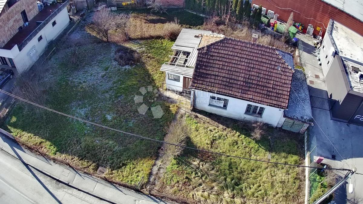 Zazidljivo zemljišče Sveti Križ Začretje, 823m2