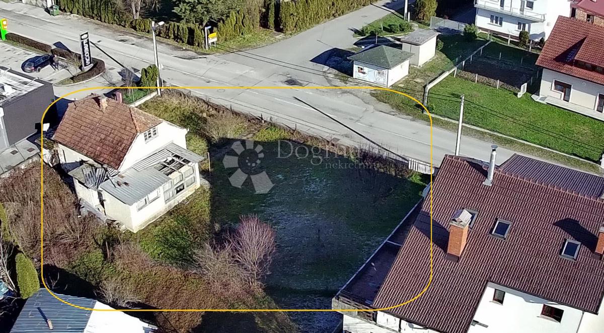 Zazidljivo zemljišče Sveti Križ Začretje, 823m2