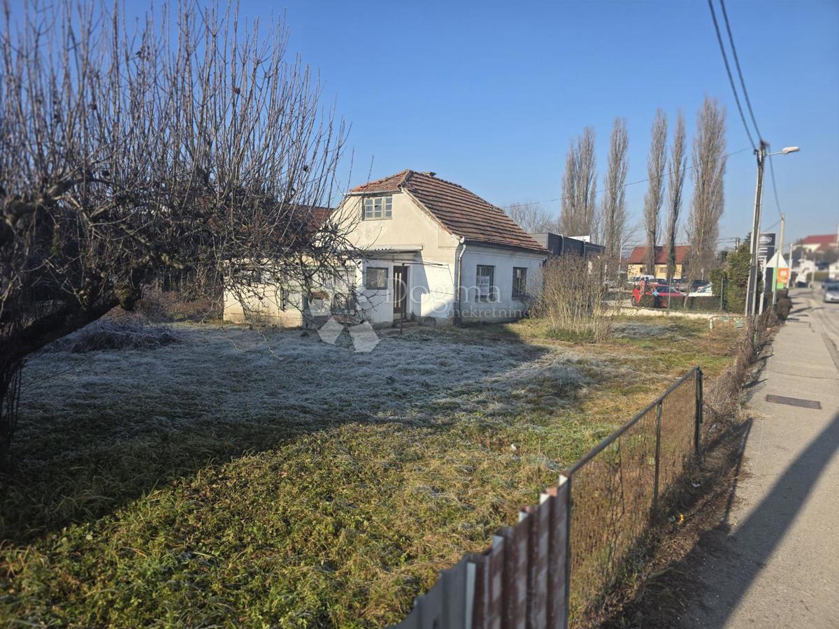 Zazidljivo zemljišče Sveti Križ Začretje, 823m2