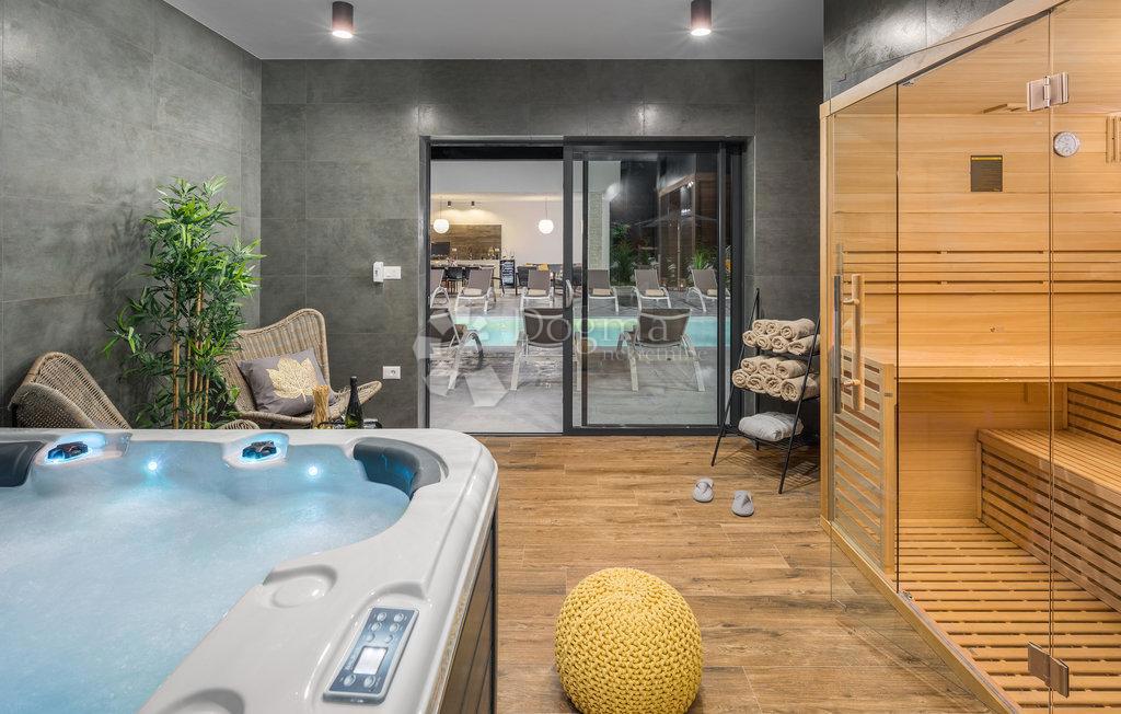 Hiša Svetvinčenat, 308m2