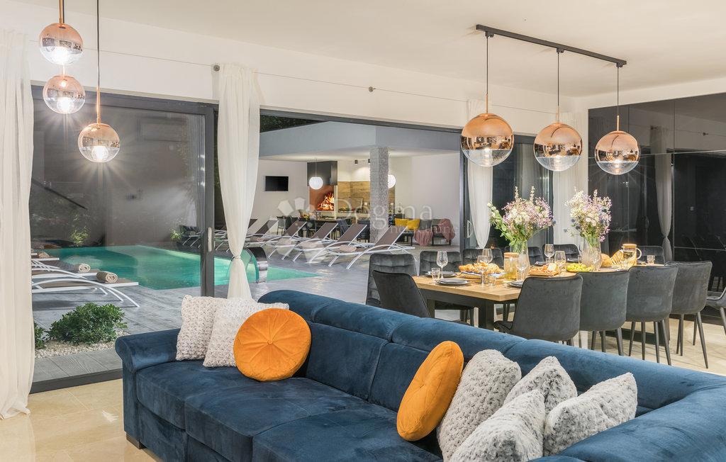 Hiša Svetvinčenat, 308m2