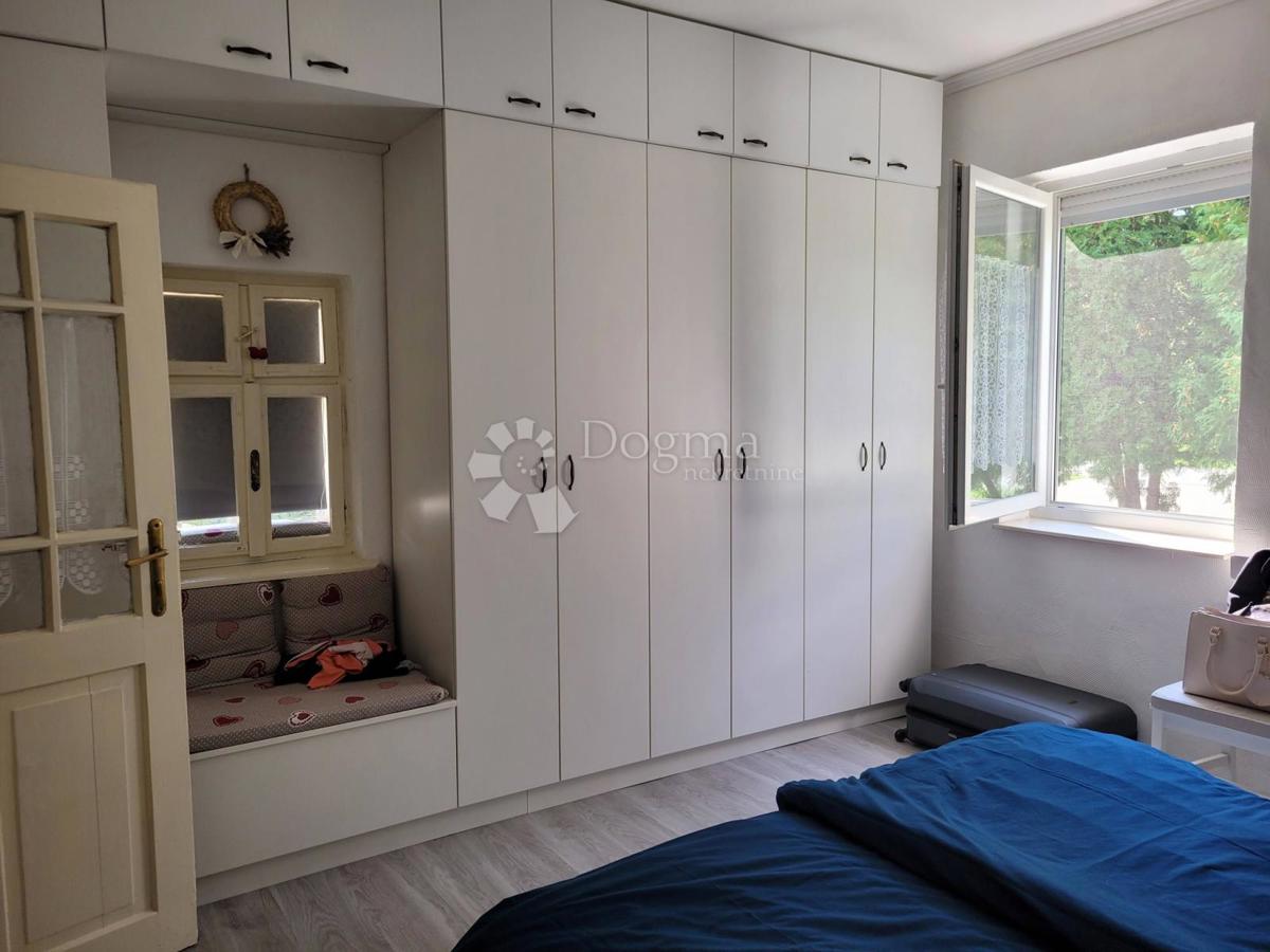 Hiša Brođanci, Bizovac, 179m2