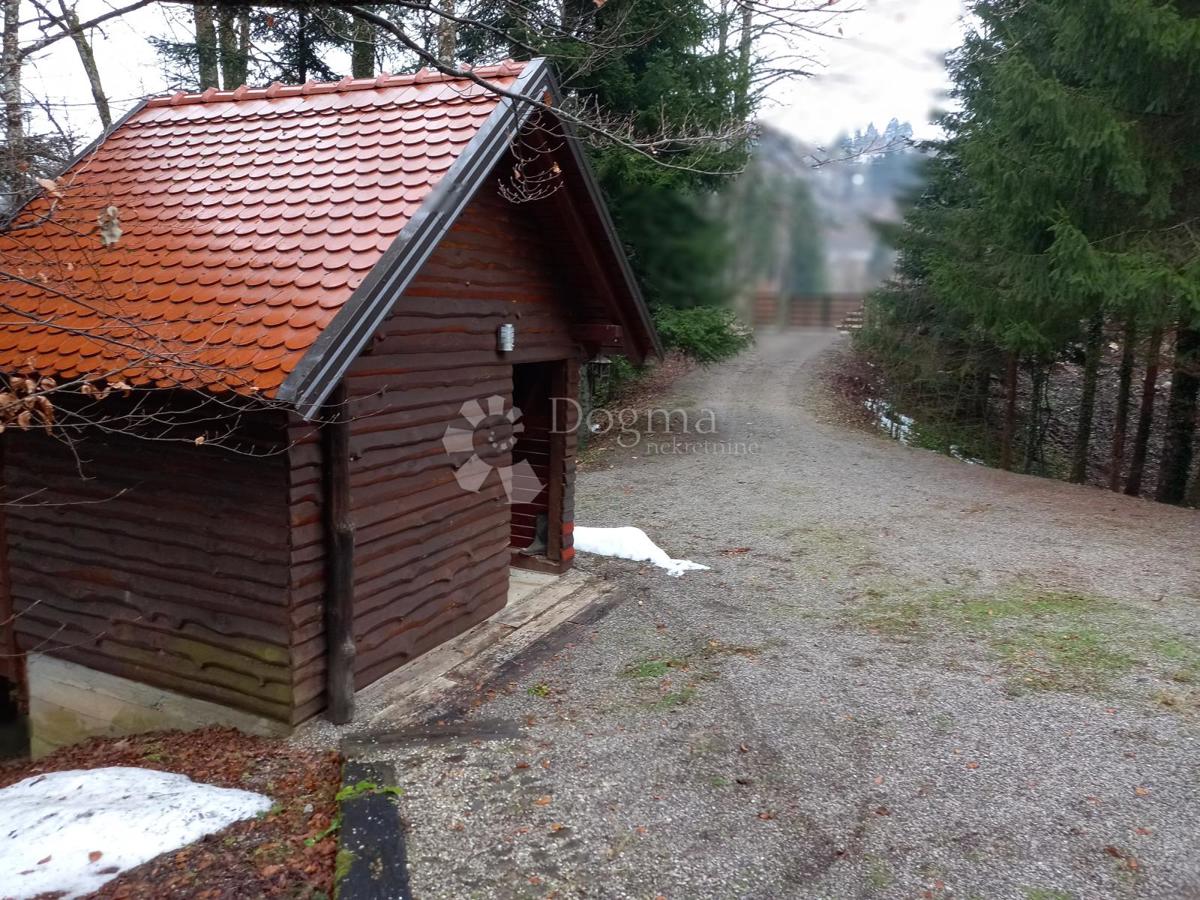 Vrbovsko, gorska hiša na velikem posestvu