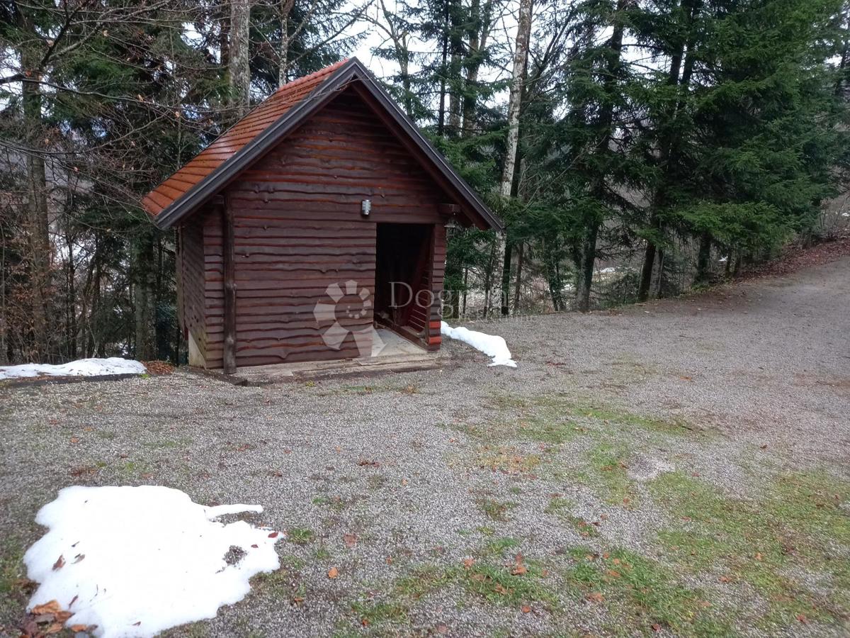 Vrbovsko, gorska hiša na velikem posestvu