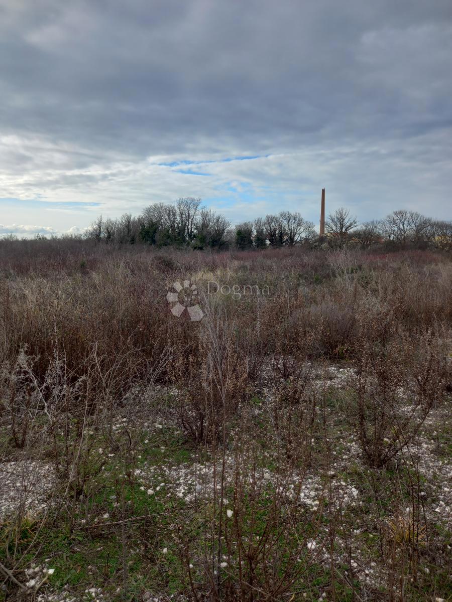 Zazidljivo zemljišče Grbe, Nin, 724m2