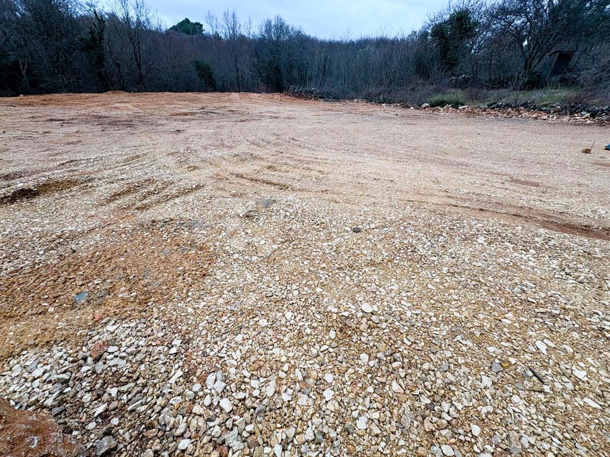 Zazidljivo zemljišče Krk, 1.589m2