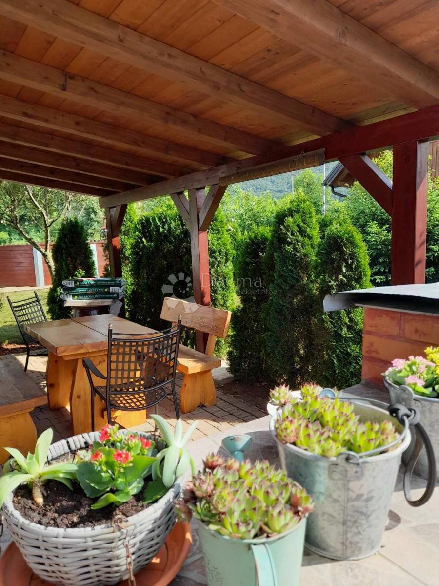 Hiša Ličko Lešće, Otočac, 60m2