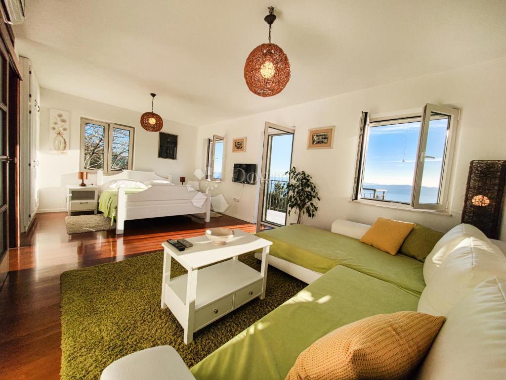 Hiša Bast, Baška Voda, 130m2