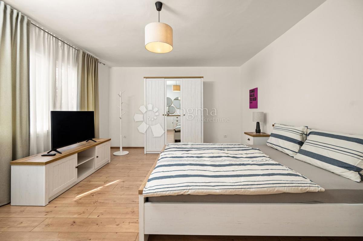 Stanovanje Sv. Polikarp / Sisplac, Pula, 157m2