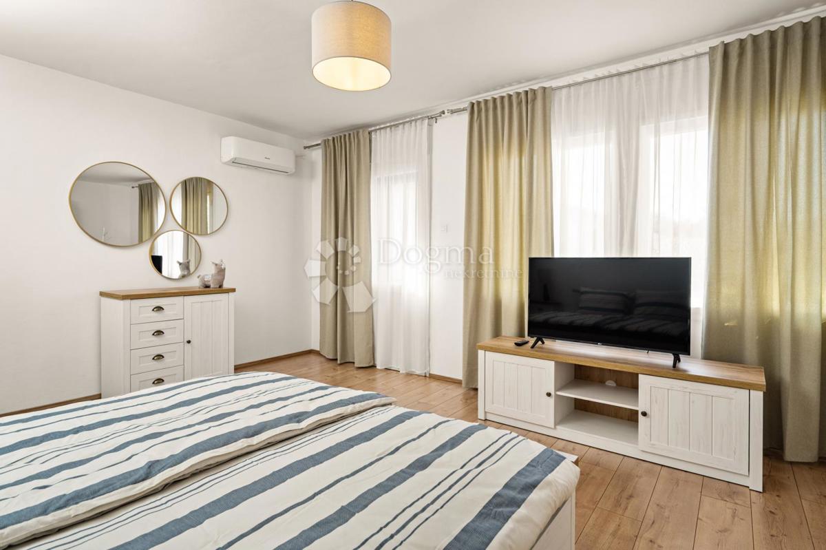 Stanovanje Sv. Polikarp / Sisplac, Pula, 157m2