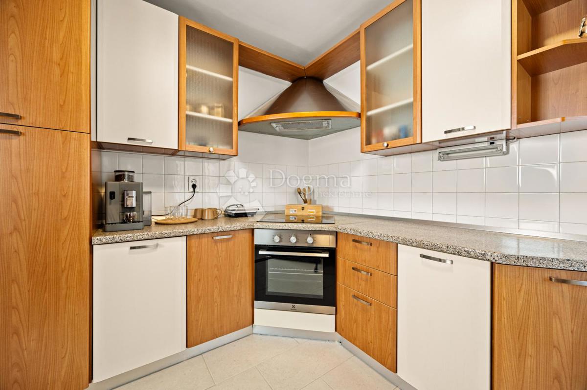 Stanovanje Sv. Polikarp / Sisplac, Pula, 157m2