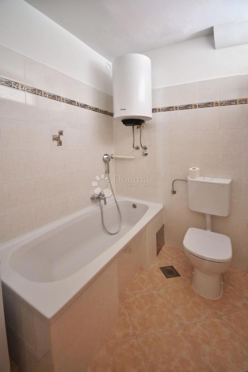 Stanovanje Sv. Polikarp / Sisplac, Pula, 157m2