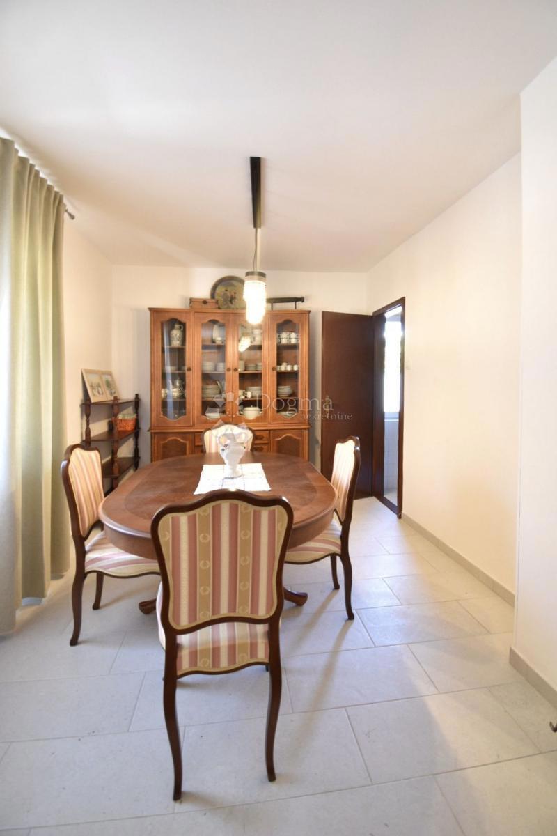 Stanovanje Sv. Polikarp / Sisplac, Pula, 157m2