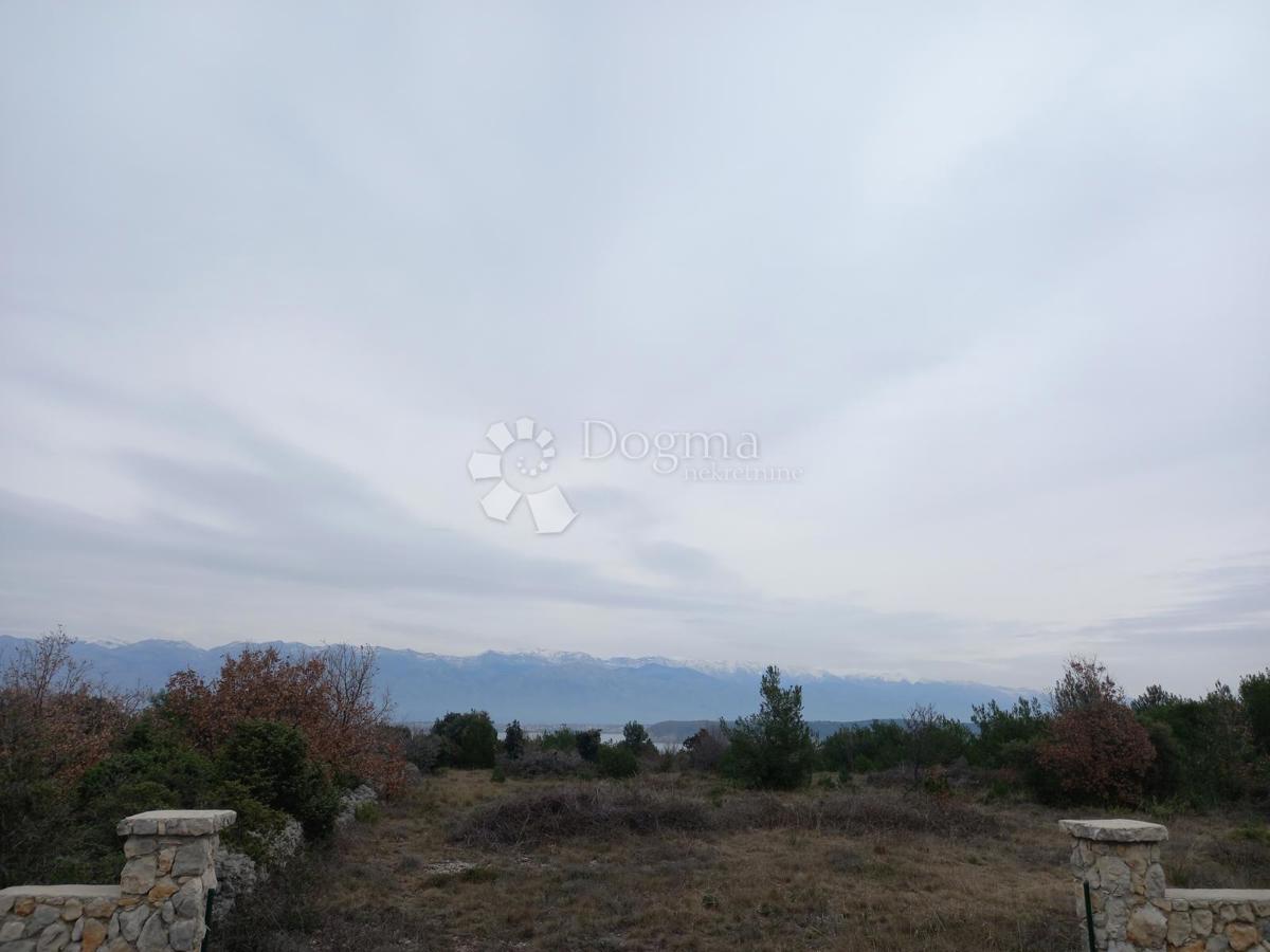 Zazidljivo zemljišče Vrsi, 4.337m2