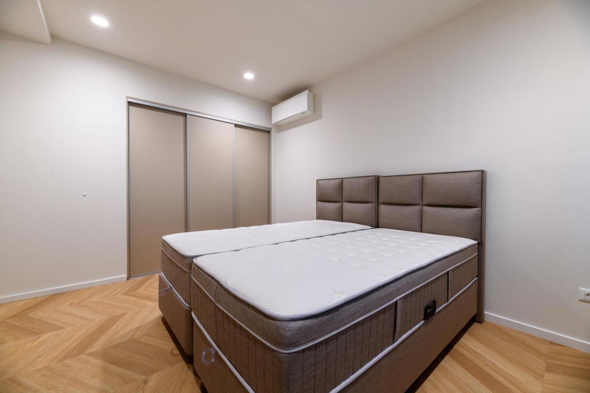 CENTER ZAGREBA, LUKSUZNO NOVO RENOVIRANO STANOVANJE