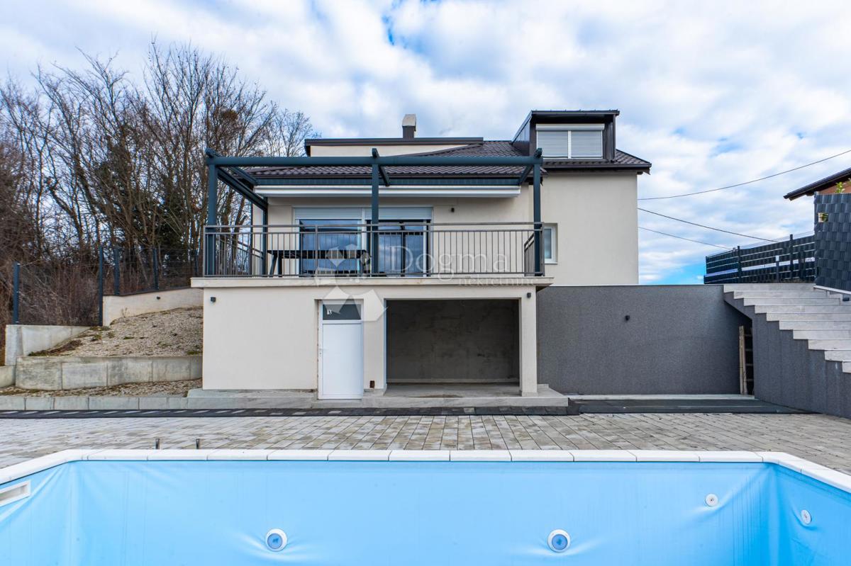 Hiša Vlaškovec, Jastrebarsko - Okolica, 217m2