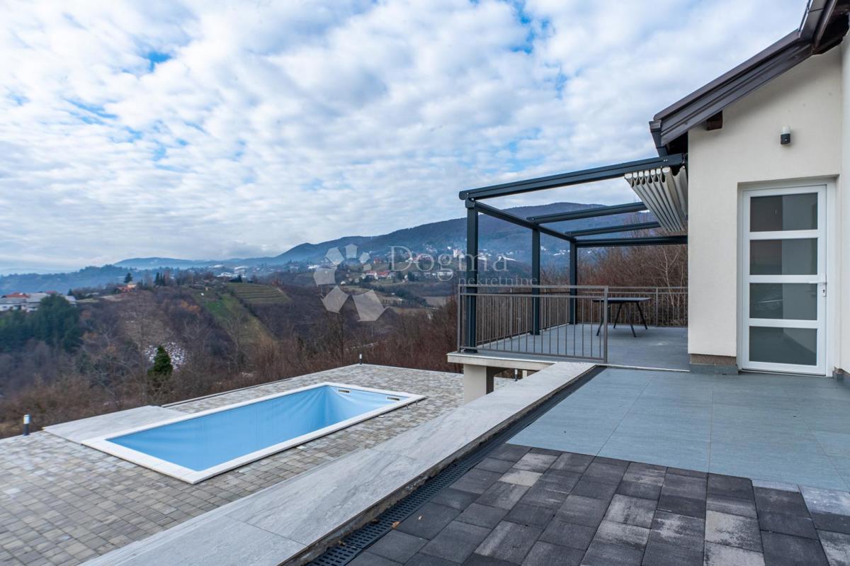 Hiša Vlaškovec, Jastrebarsko - Okolica, 217m2