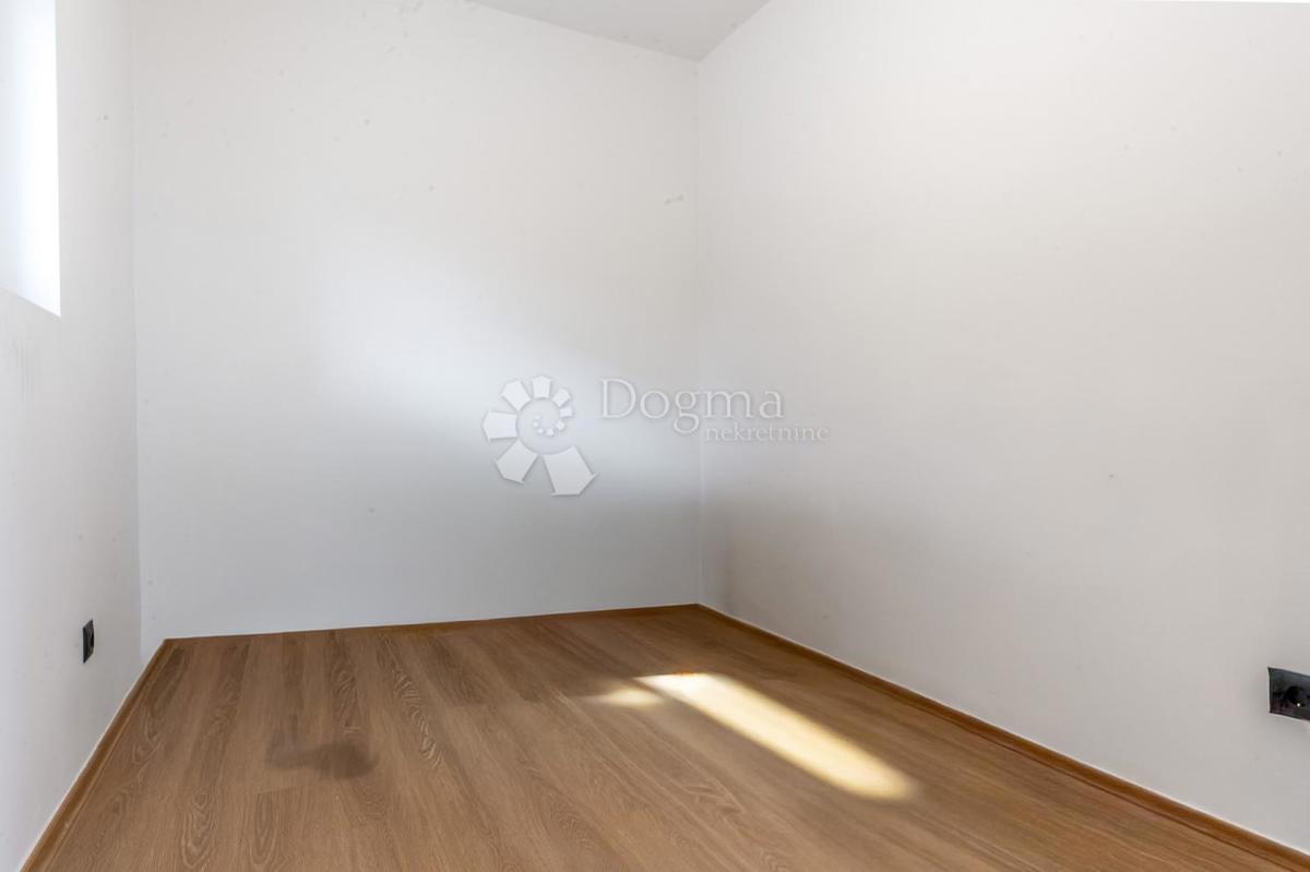 Hiša Vlaškovec, Jastrebarsko - Okolica, 217m2